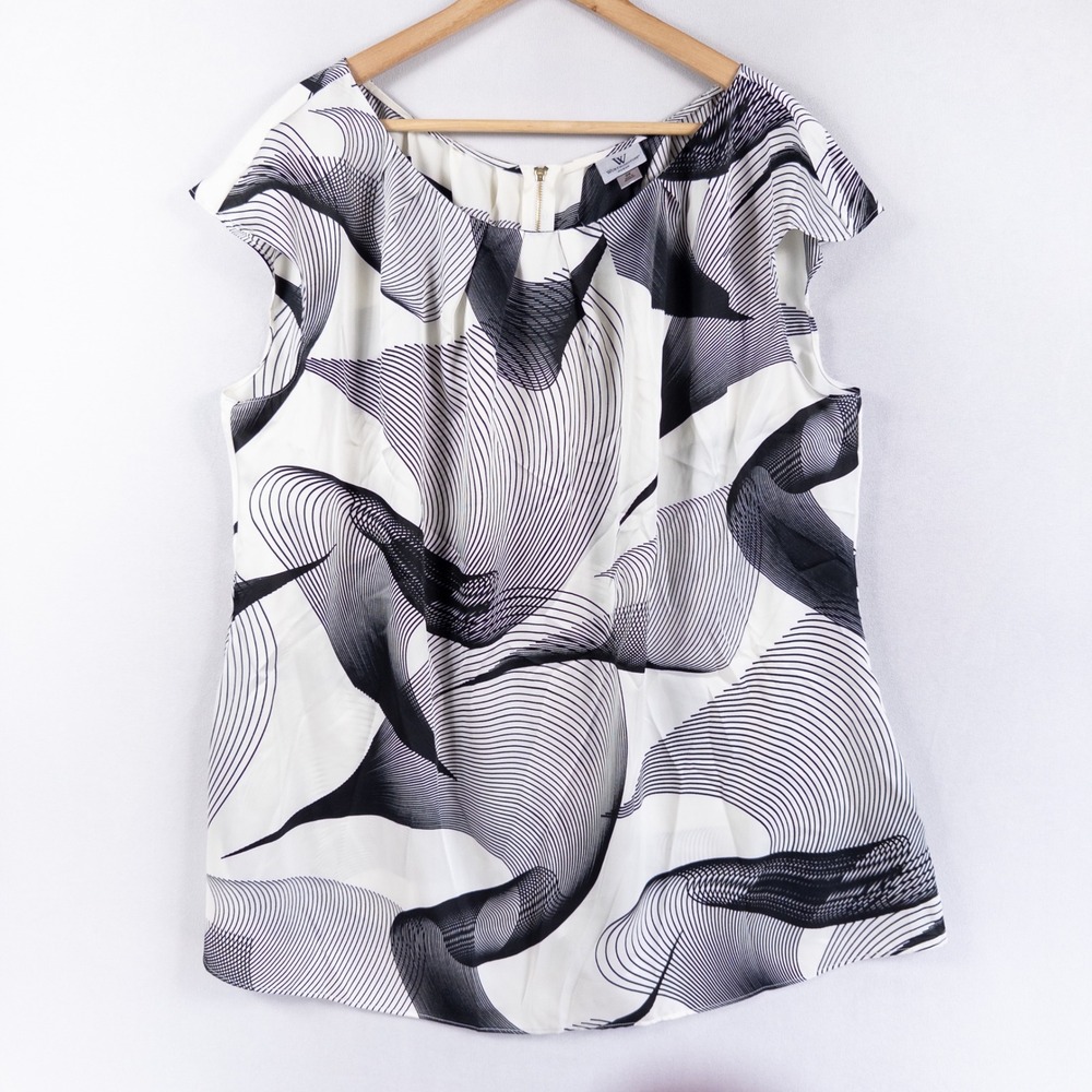 Worthington Woman Blouse 3X White Black Abstract Cap Sleeve Satin Career Dressy